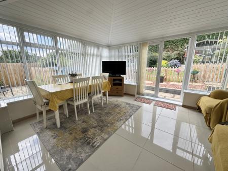 2 bedroom Bungalow for sale in Saltersford Road, Grantham, NG31