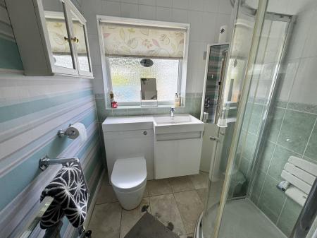 2 bedroom Bungalow for sale in Saltersford Road, Grantham, NG31