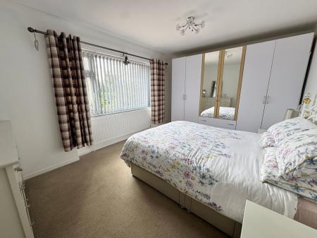 2 bedroom Bungalow for sale in Saltersford Road, Grantham, NG31