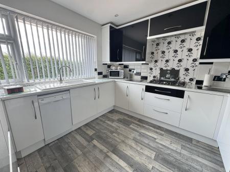 2 bedroom Bungalow for sale in Saltersford Road, Grantham, NG31