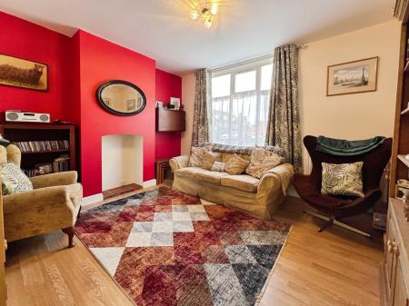 2 bedroom Terraced House for sale in Springfield Road, Grantham, NG31