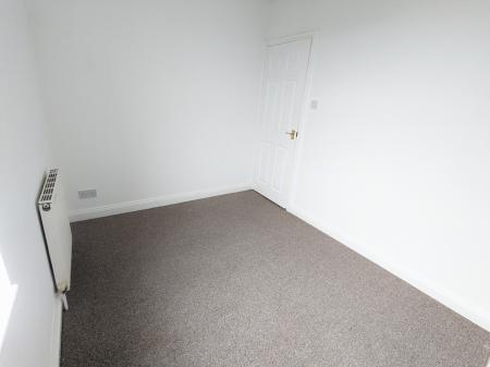 3 bedroom Terraced House for sale in Stuart Street, Grantham, NG31