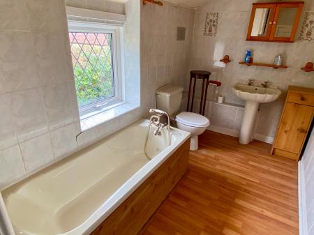 3 bedroom Semi-detached house for sale in Village Street, Oasby, Grantham, NG32