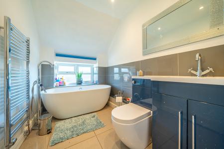 4 bedroom Detached house for sale in Water Lane, South Witham, Grantham, NG33