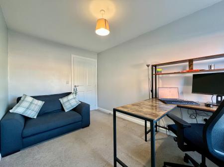 2 bedroom Flat for sale in Wilks Road, Grantham, NG31