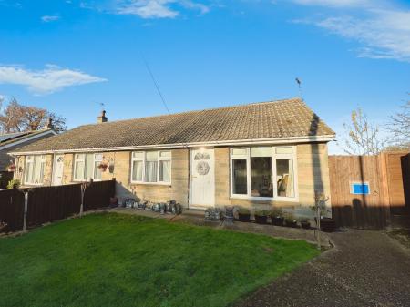 2 bedroom Bungalow for sale in Lime Tree Close, Fulbeck, Grantham, NG32