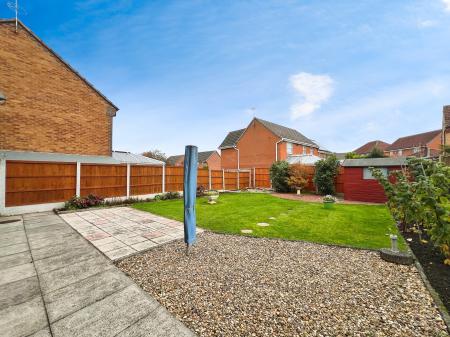 4 bedroom Detached house for sale in Berkshire Drive, Grantham, NG31