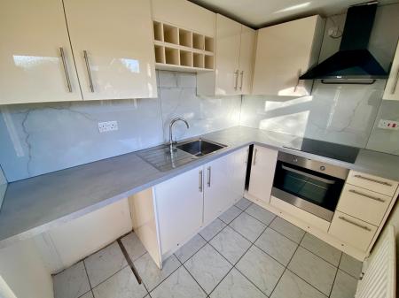 3 bedroom Semi-detached house for sale in Dale Road, Grantham, NG31