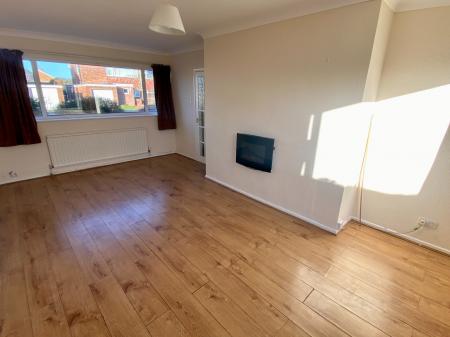 3 bedroom Semi-detached house for sale in Dale Road, Grantham, NG31