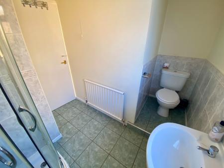 3 bedroom Semi-detached house for sale in Dale Road, Grantham, NG31