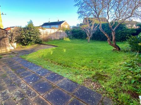 3 bedroom Semi-detached house for sale in Dale Road, Grantham, NG31