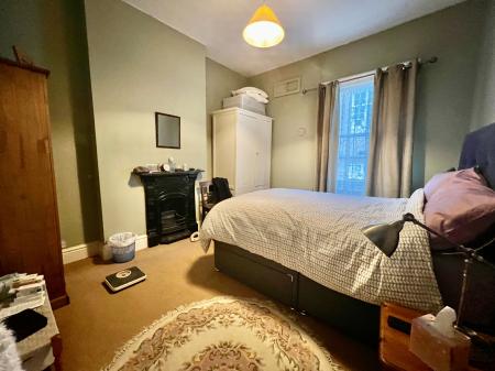 4 bedroom End of terrace house for sale in Castlegate, Grantham, NG31