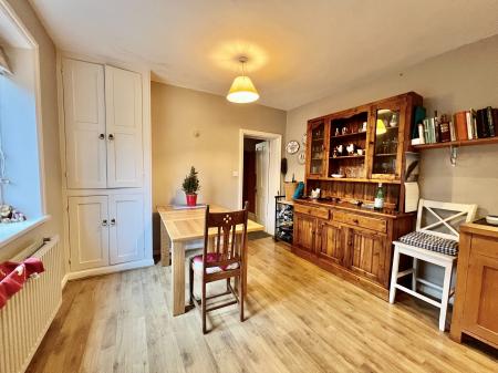 4 bedroom End of terrace house for sale in Castlegate, Grantham, NG31