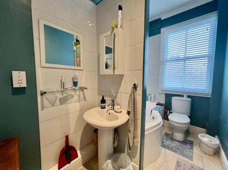 4 bedroom End of terrace house for sale in Castlegate, Grantham, NG31