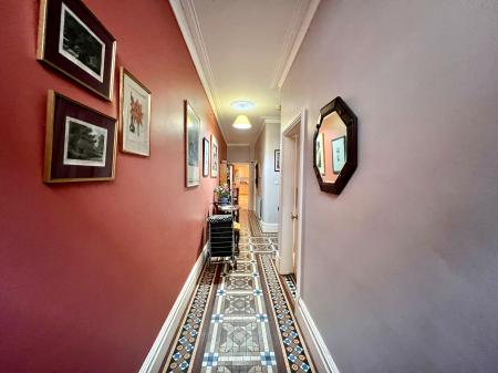 4 bedroom End of terrace house for sale in Castlegate, Grantham, NG31