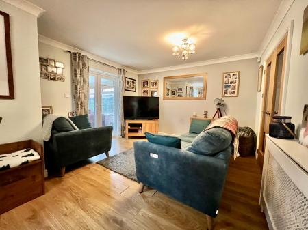 3 bedroom Detached house for sale in Baysdale Grove, Grantham, NG31