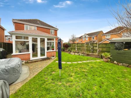 3 bedroom Detached house for sale in Baysdale Grove, Grantham, NG31