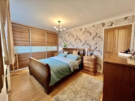 3 bedroom Detached house for sale in Baysdale Grove, Grantham, NG31