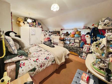 2 bedroom Terraced House for sale in Cowes Road, Grantham, Grantham, NG31