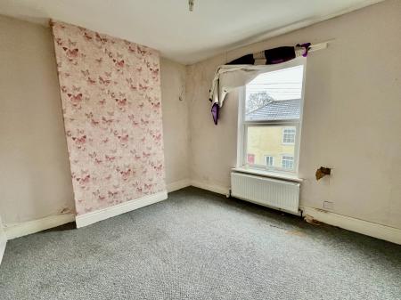 2 bedroom Terraced House for sale in Dudley Road, Grantham, NG31