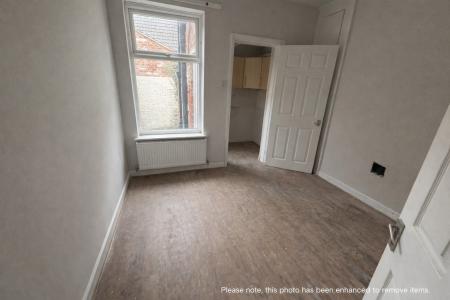 2 bedroom Terraced House for sale in Dudley Road, Grantham, NG31