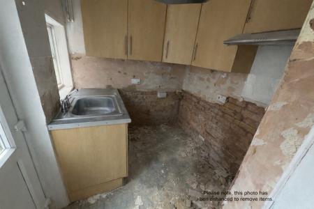 2 bedroom Terraced House for sale in Dudley Road, Grantham, NG31