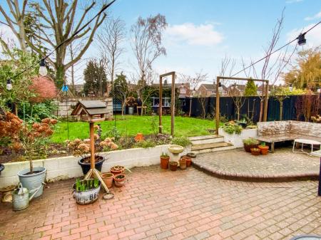 3 bedroom Semi-detached house for sale in Westerdale Road, Grantham, NG31