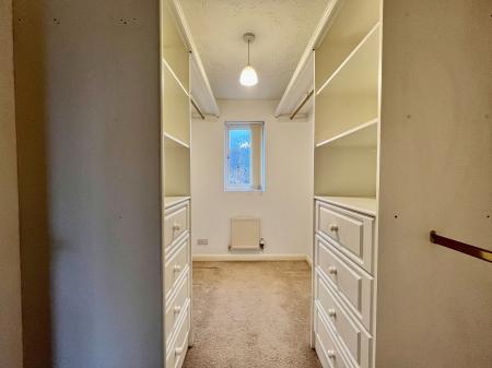 5 bedroom Detached house for sale in Barrowby Road, Grantham, NG31