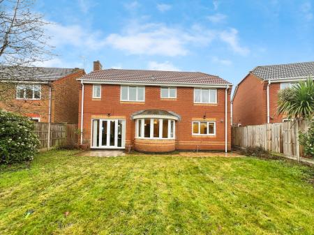 5 bedroom Detached house for sale in Barrowby Road, Grantham, NG31