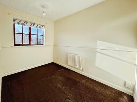 3 bedroom Semi-detached house for sale in Sunningdale, Grantham, Grantham, NG31