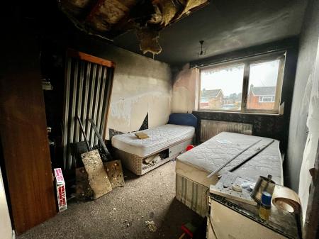 4 bedroom Semi-detached house for sale in Hawksdale Close, Grantham, Grantham, NG31