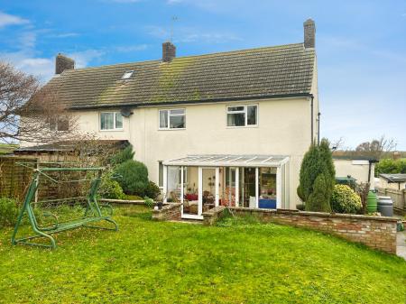 3 bedroom Semi-detached house for sale in The Crescent, Wilsford, NG32