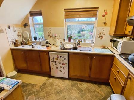 3 bedroom Semi-detached house for sale in The Crescent, Wilsford, NG32