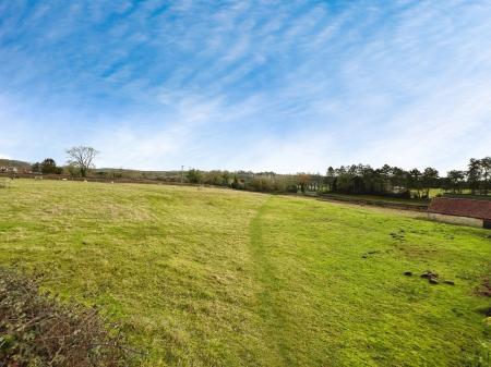 3 bedroom Detached house for sale in Newton Way, Woolsthorpe By Colsterworth, Grantham, NG33