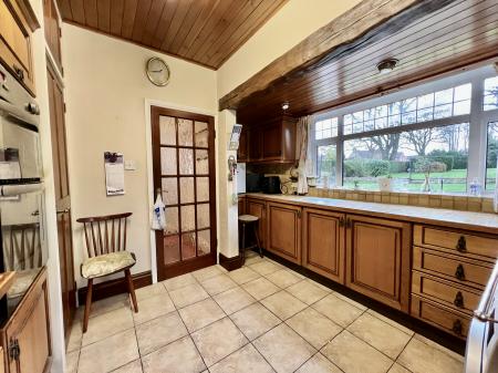 3 bedroom Detached house for sale in Hill Avenue, Grantham, NG31