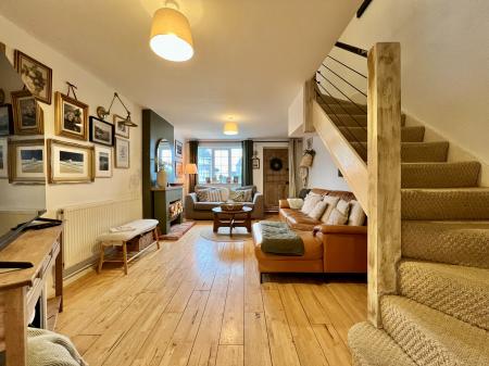 3 bedroom Semi-detached house for sale in First Avenue, Grantham, NG31