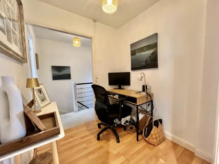 3 bedroom Semi-detached house for sale in First Avenue, Grantham, NG31