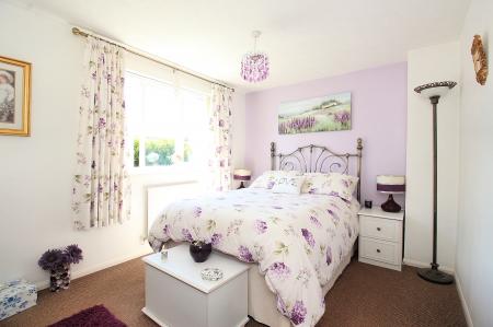 3 bedroom Town house for sale in Acacia Close, Leicester Forest East, LE3