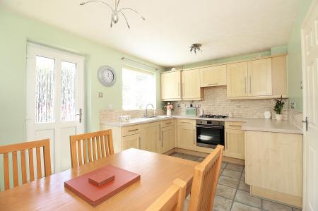 3 bedroom Town house for sale in Acacia Close, Leicester Forest East, LE3