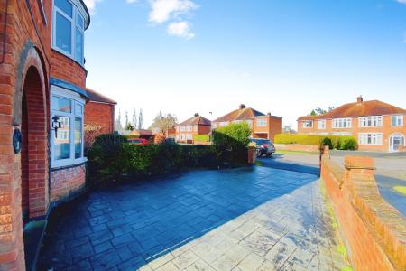 3 bedroom Semi-detached house for sale in Acres Road, Leicester Forest East, LE3