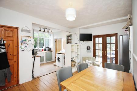 3 bedroom Semi-detached house for sale in Acres Road, Leicester Forest East, LE3