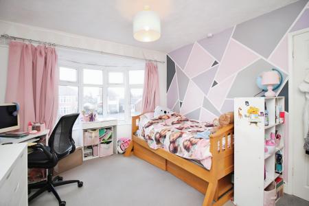 3 bedroom Semi-detached house for sale in Acres Road, Leicester Forest East, LE3