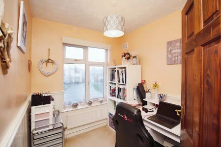 3 bedroom Semi-detached house for sale in Acres Road, Leicester Forest East, LE3