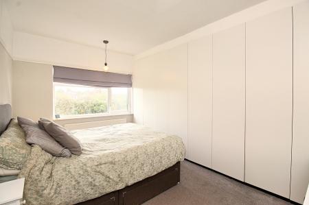 3 bedroom Detached house for sale in Ainsdale Road, Western Park, LE3