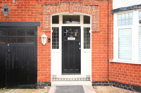 3 bedroom Detached house for sale in Ainsdale Road, Western Park, LE3