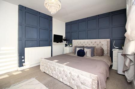 3 bedroom Semi-detached house for sale in Alexander Avenue, Earl Shilton, LE9