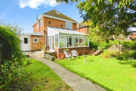 3 bedroom Detached house for sale in Alexandra Street, Narborough, LE19