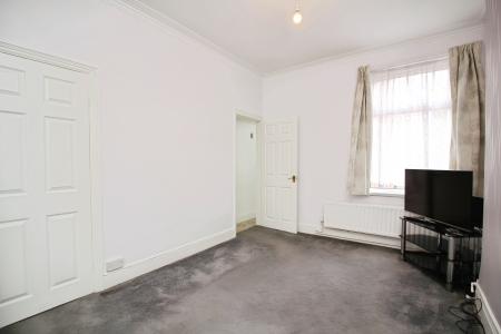 2 bedroom Terraced House for sale in Beaconsfield Road, Off Narborough Road, Leicester, LE3