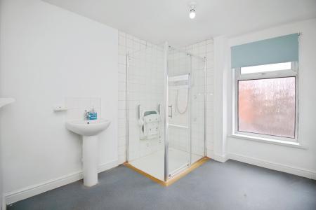 2 bedroom Terraced House for sale in Beaconsfield Road, Off Narborough Road, Leicester, LE3