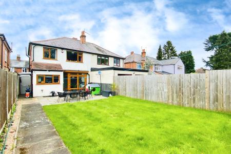 3 bedroom Semi-detached house for sale in Beechfield Avenue, Birstall, LE4